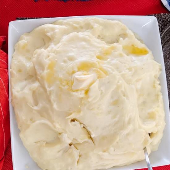 Fluffiest Vegan Mashed Potatoes