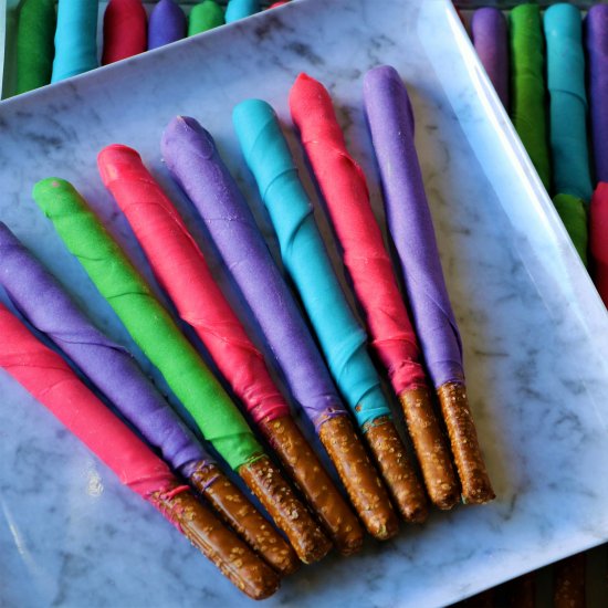 Chocolate Covered Pretzel Rods