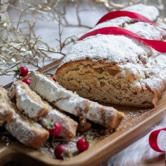 Vegan Fruit Bread “Stollen”