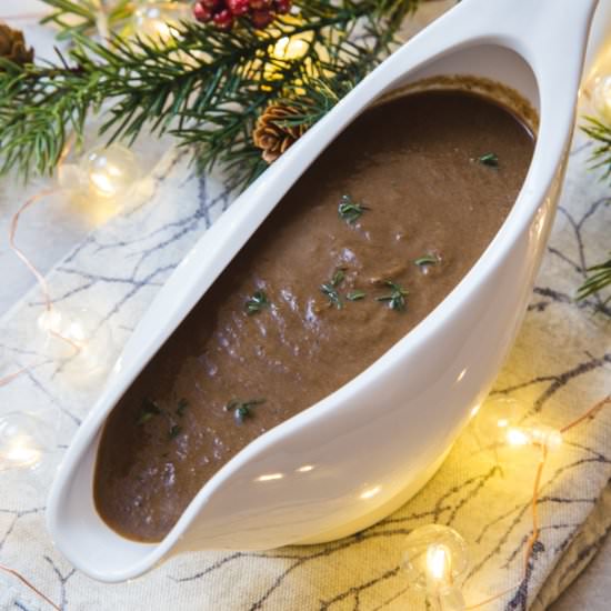 VEGAN CHRISTMAS GRAVY