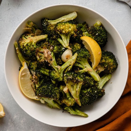 Garlic Parmesan Roasted Broccoli