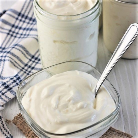 Easy Instant Pot Vanilla Yogurt