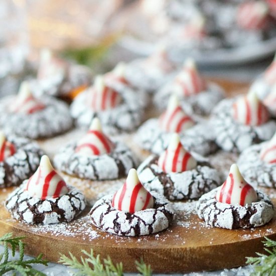 Candy Cane Kiss Chocolate Crinkle