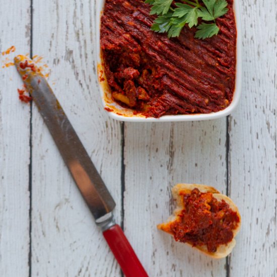 red pepper and walnut spread: acuka