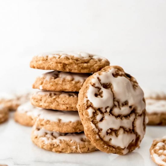 HOMEMADE ICED OATMEAL COOKIES