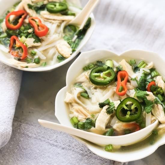 Quick & Easy Vietnamese Chicken Pho