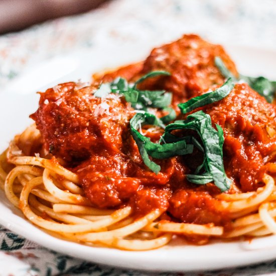 Turkey Meatballs in Basil Red Sauce