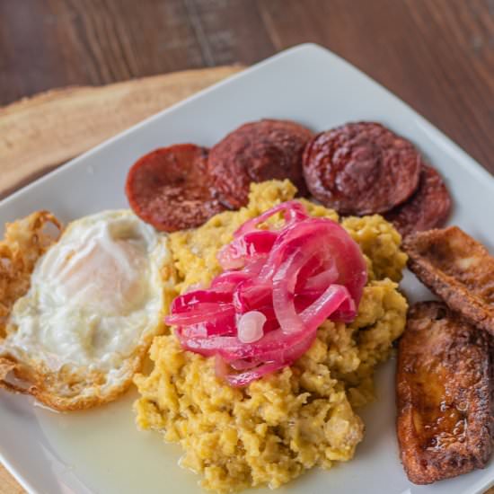 Dominican Mangú Tres Golpes