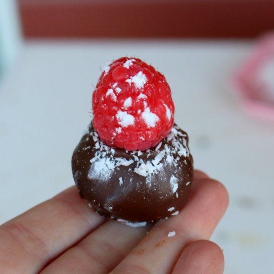 Healthy Raspberry Truffles