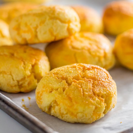 Buttermilk Keto Cheese Biscuits