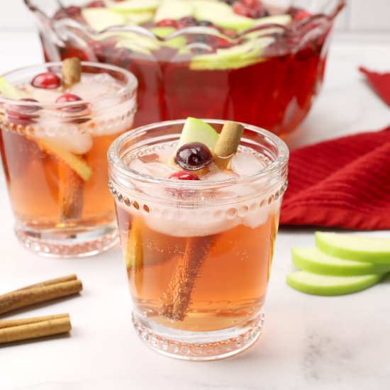 Sparkling Chai Christmas Punch