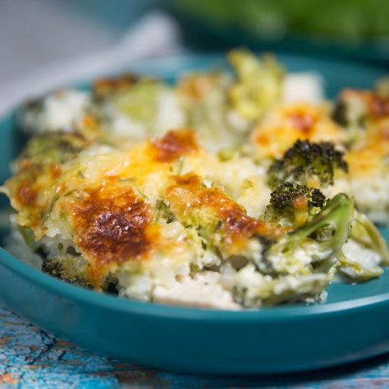 CHICKEN BROCCOLI CASSEROLE