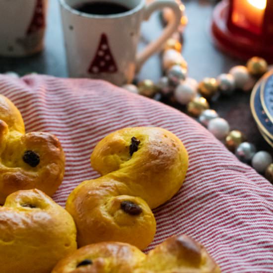 Lussekatter – Swedish Saffron Buns