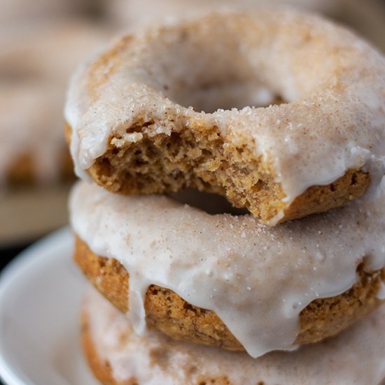 Vegan Gingerbread Donuts