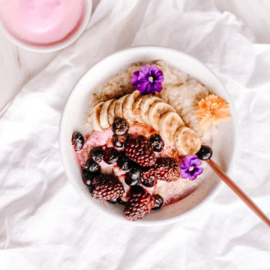 Mixed Berry Oatmeal