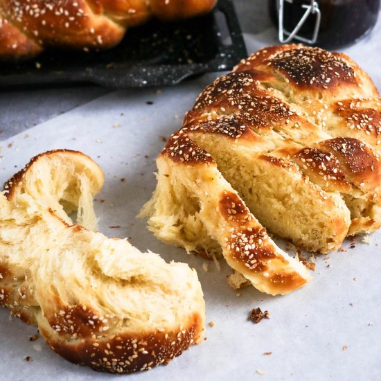 Simple and easy Challah recipe