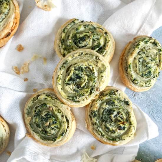 Spinach and artichoke puff pastrys