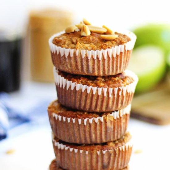 Apple peanut butter oatmeal cups