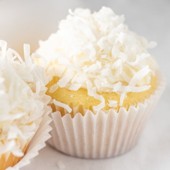 Snowball Cupcakes