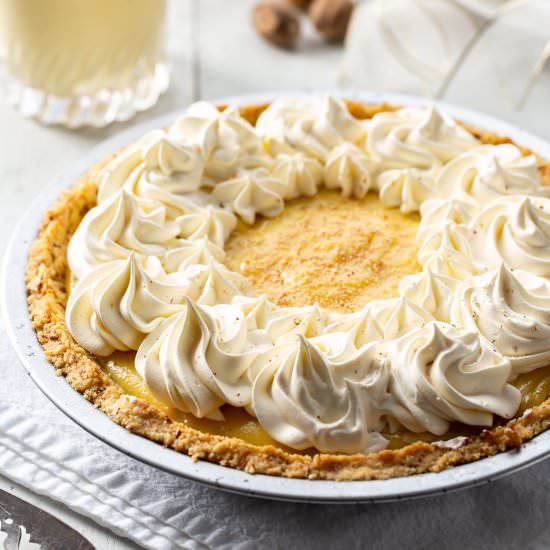 Boozy Eggnog Pie