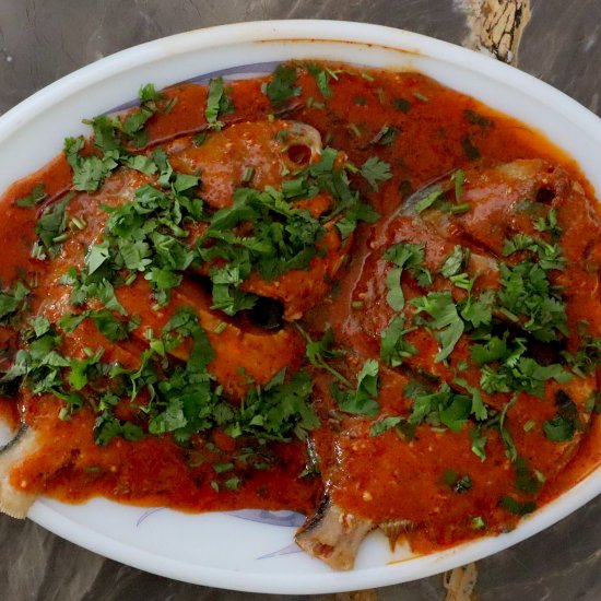 Make Pomfret Masala Gravy