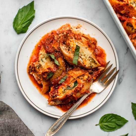 Vegan Stuffed Shells