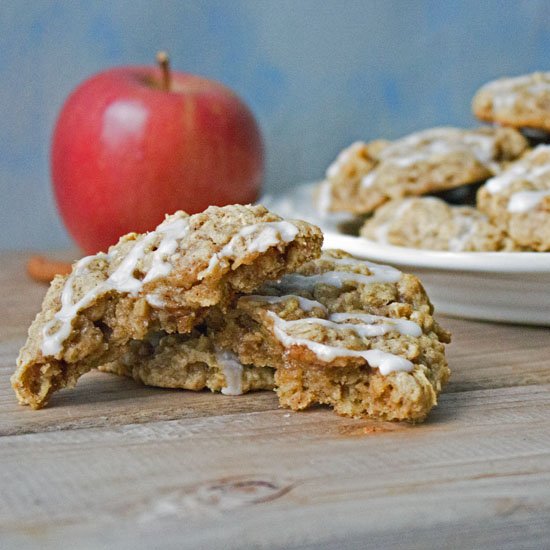 Apple Walnut Crumble Cookies