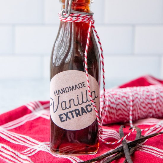 Homemade Vanilla Extract