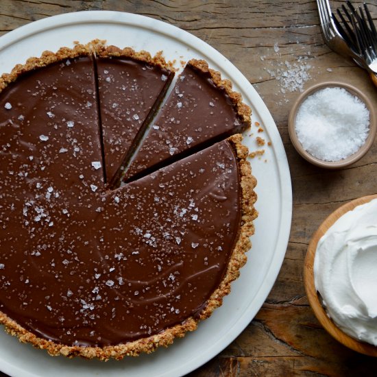 Chocolate PB Pretzel Tart