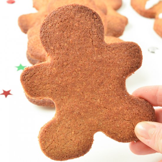 KETO GINGERBREAD COOKIES