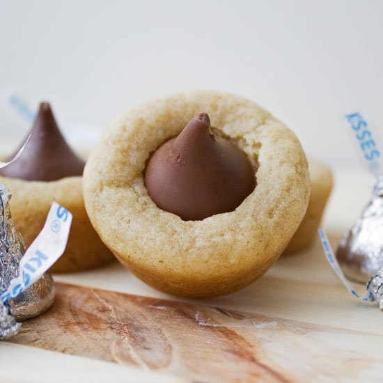 Chocolate Kiss Cookie Cups