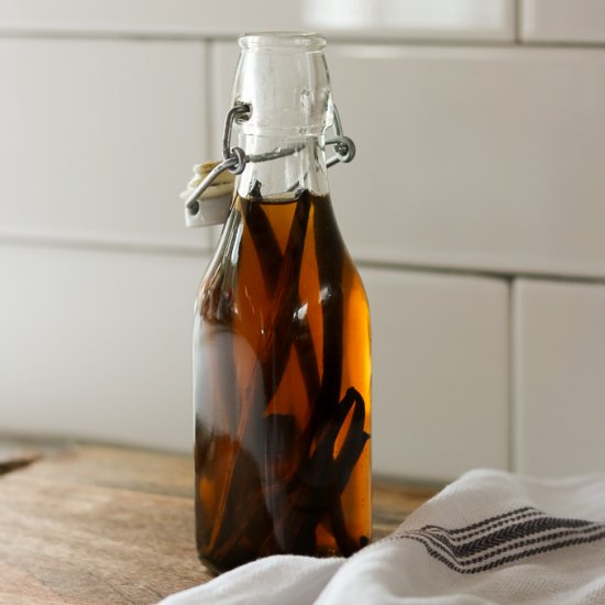 Homemade Vanilla Extract