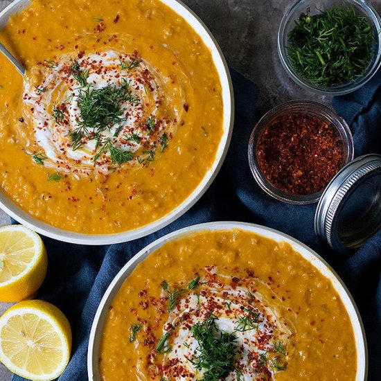 One Pot Curry Lentil Soup (Vegan)