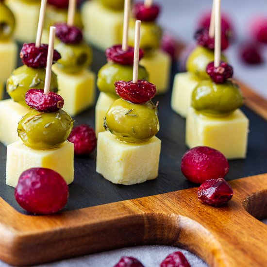 cranberry olive cheese skewers