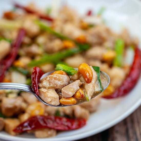 KUNG PAO CHICKEN