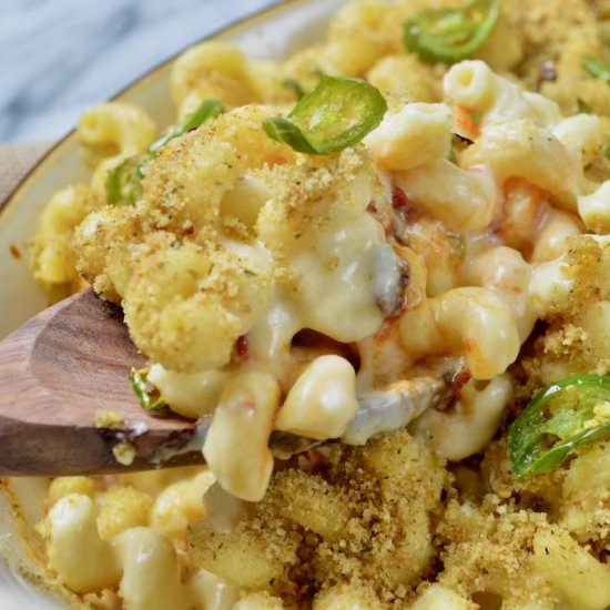 JALAPEÑO POPPER MAC AND CHEESE