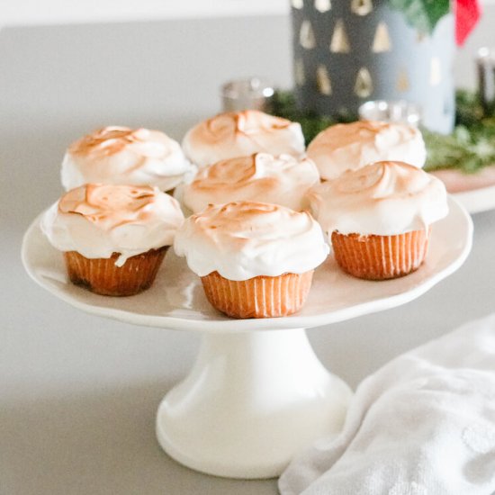 Toasted Rum + Eggnog Cupcakes