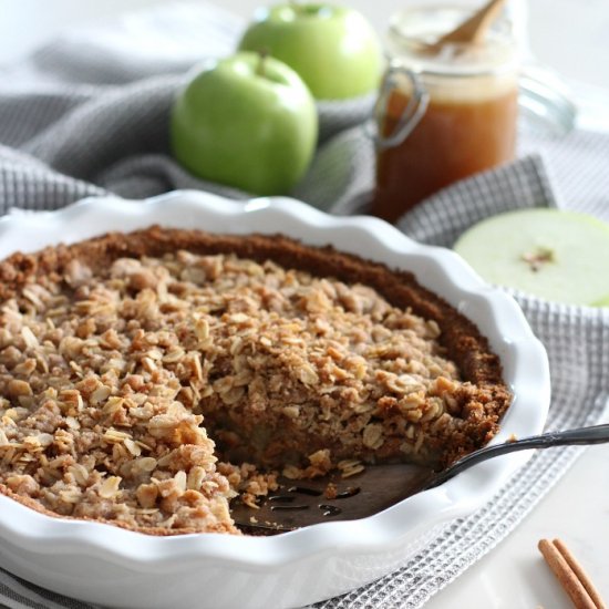 Ginger Apple Crumble Pie