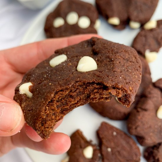 White Chocolate Chip Brownie Cookie