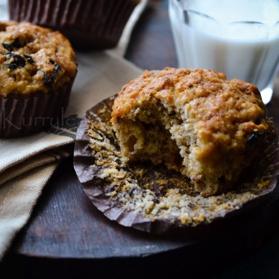 Oat banana raisin muffins