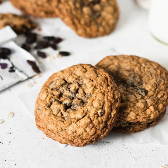 Gluten Free Oatmeal Raisin Cookies