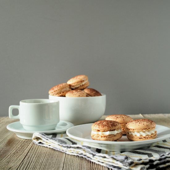 Tiramisu Macarons