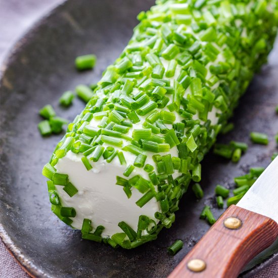 goat cheese log with chives