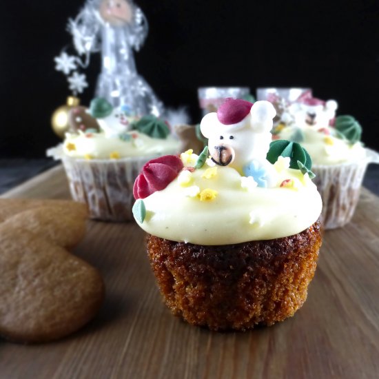 Gingerbread Spelt Cupcakes