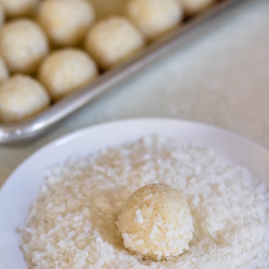 2-ingredient coconut balls