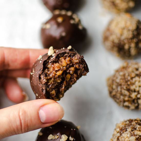 Healthy Walnut Bites