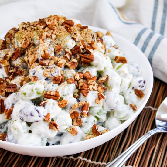 Easy Creamy Grape Salad