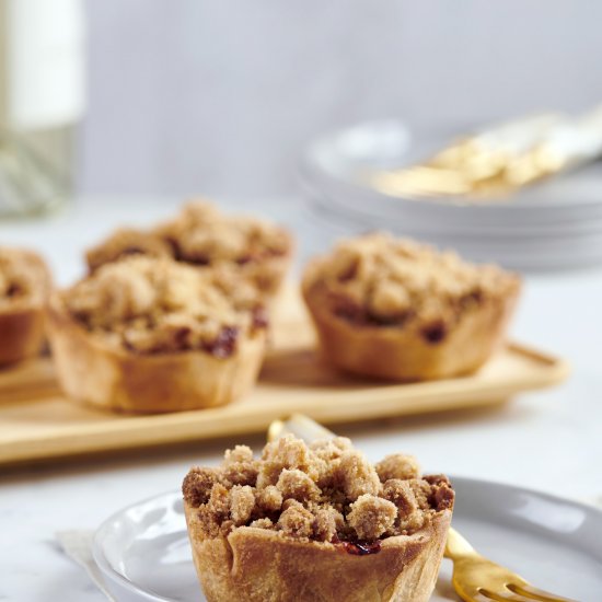 Mini Apple Pies with Crumb Topping