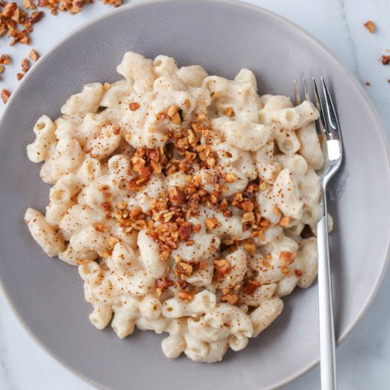 Chili Cauliflower Mac & Cheese