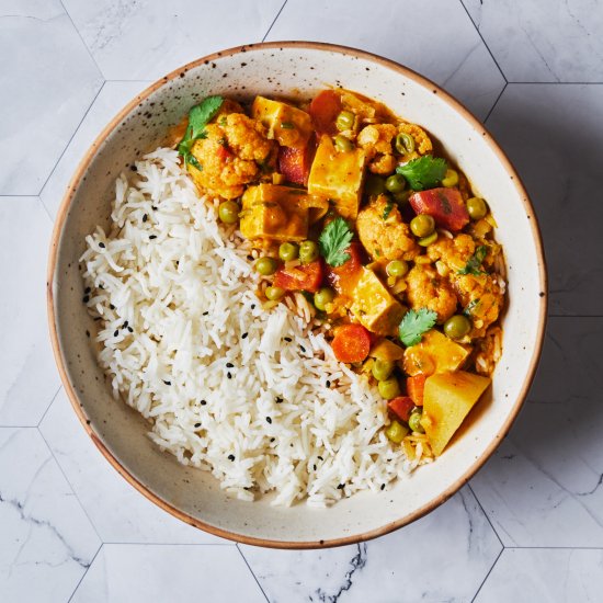 Golden Tofu-Veggie Curry